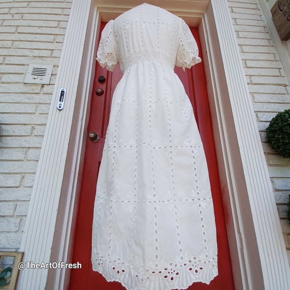SIMPLEE Puff Sleeve Split Hem Gorgeous White Schiffy Dress - Picture 3 of 14